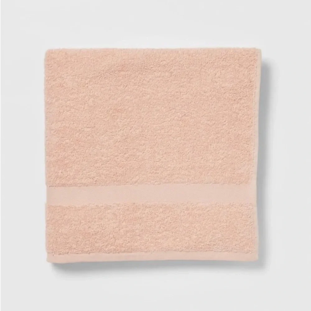 Room Essentials Peach Bath Towel set of #2
